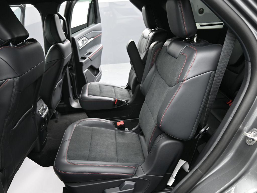 new 2025 Ford Explorer car, priced at $61,685