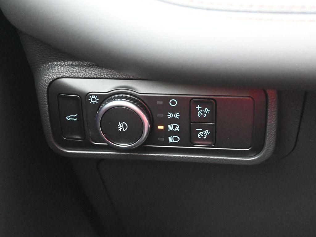 new 2025 Ford Explorer car, priced at $46,896