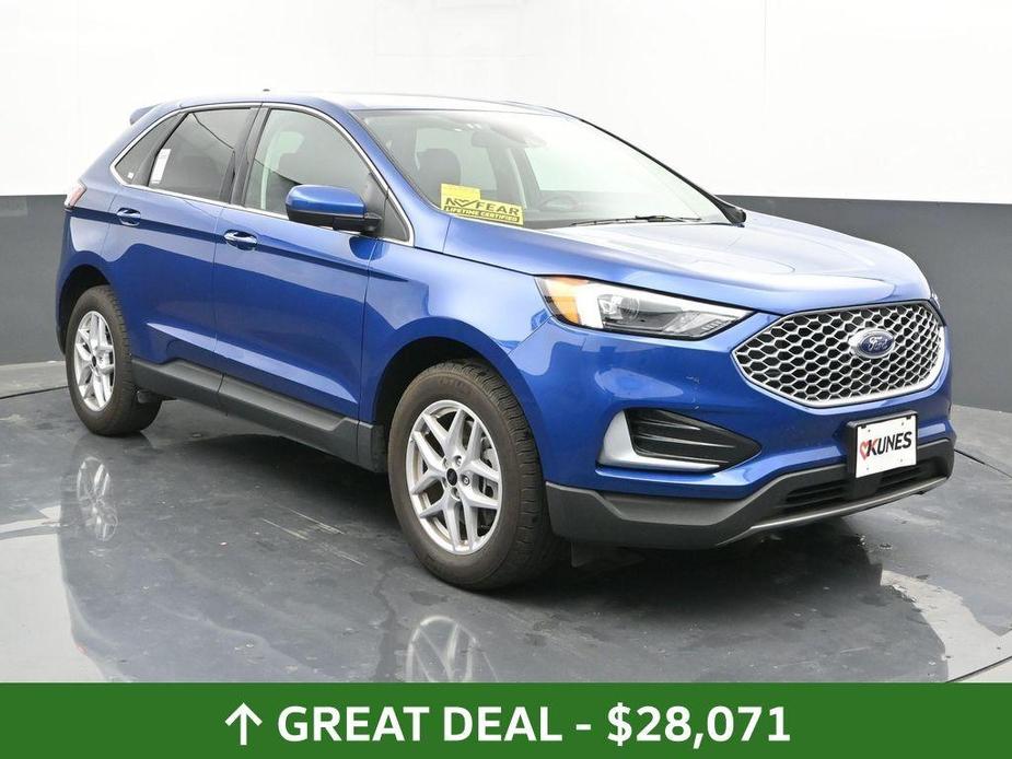 used 2024 Ford Edge car, priced at $28,071