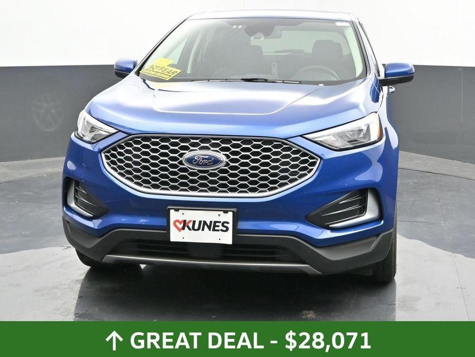 used 2024 Ford Edge car, priced at $28,071