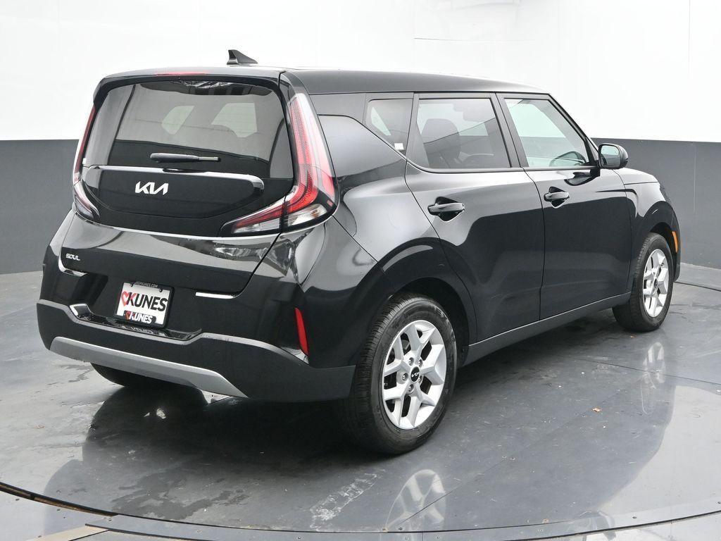 used 2024 Kia Soul car, priced at $18,037