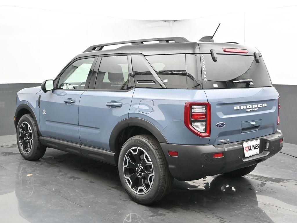 new 2025 Ford Bronco Sport car, priced at $39,277