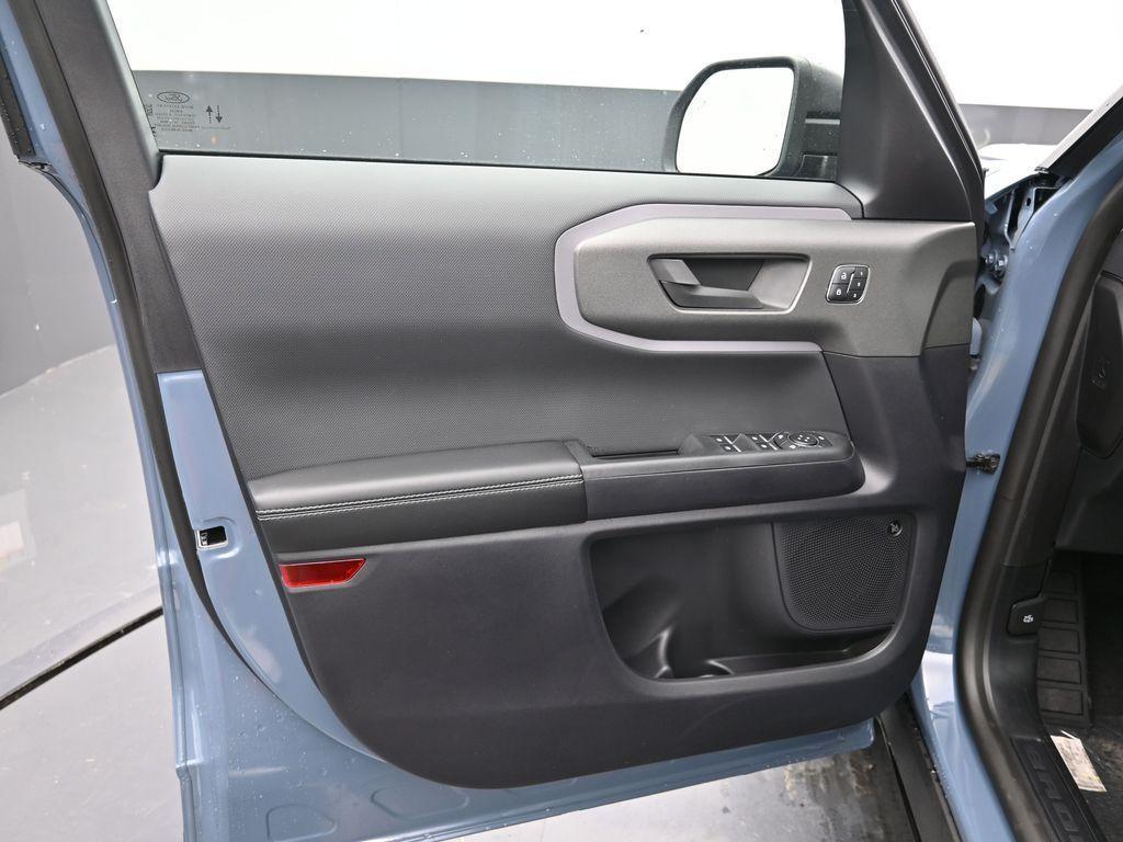new 2025 Ford Bronco Sport car, priced at $39,277