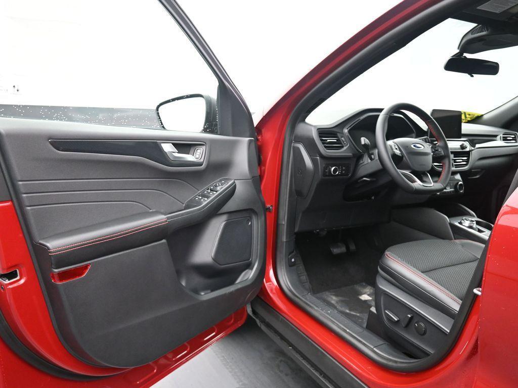 new 2025 Ford Escape car, priced at $32,045