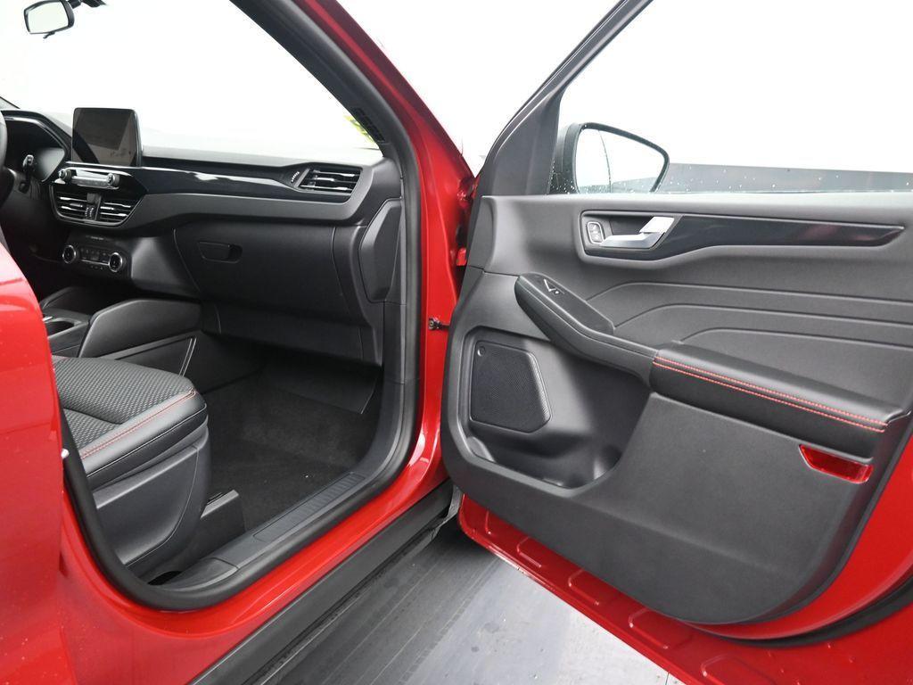 new 2025 Ford Escape car, priced at $32,045