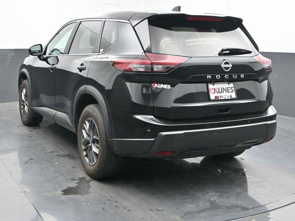 used 2024 Nissan Rogue car, priced at $21,333