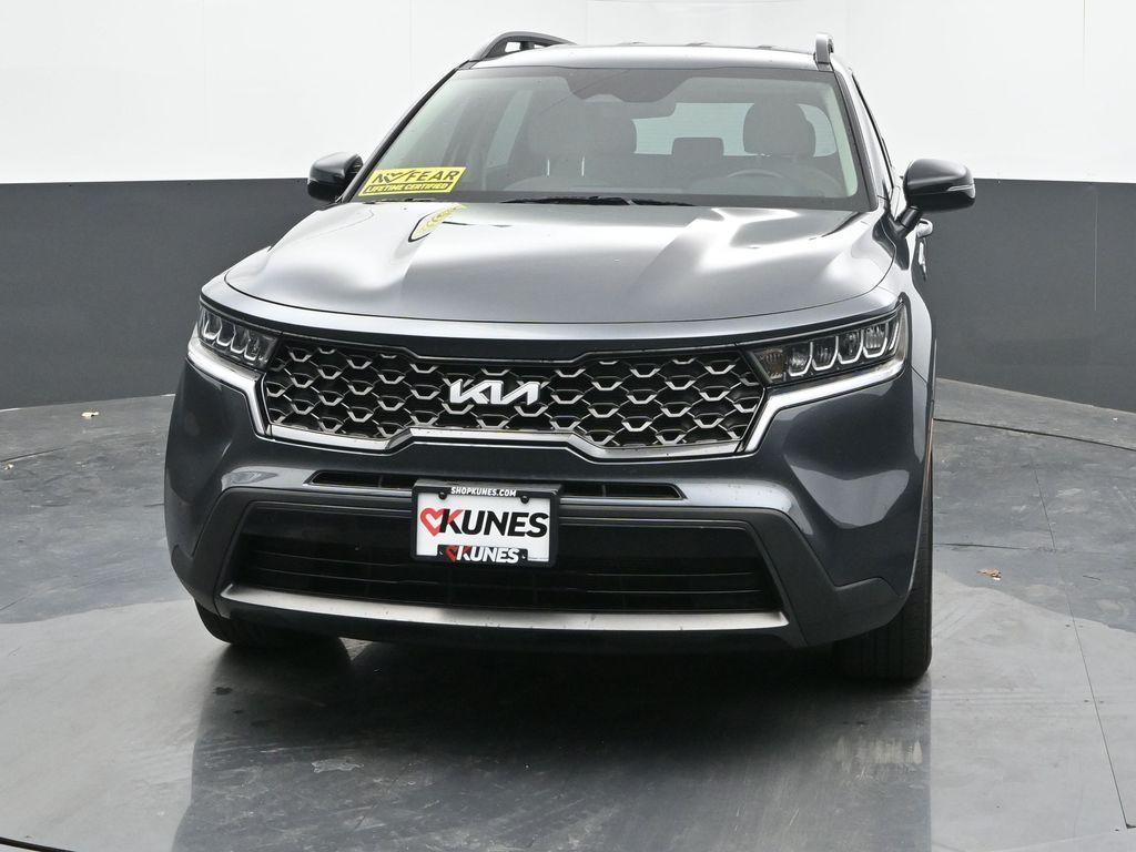 used 2022 Kia Sorento car, priced at $28,623
