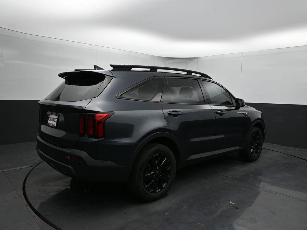 used 2022 Kia Sorento car, priced at $28,623