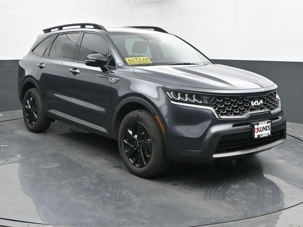 used 2022 Kia Sorento car, priced at $28,623