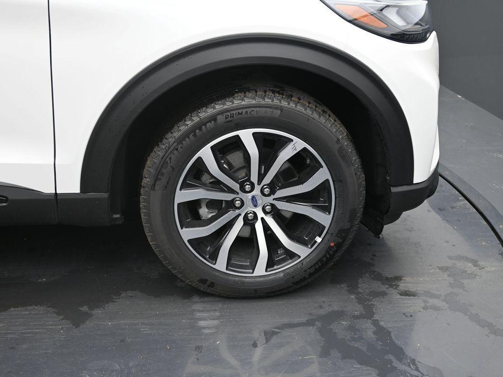 new 2025 Ford Explorer car, priced at $47,156