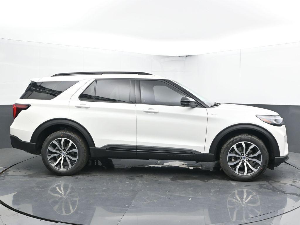 new 2025 Ford Explorer car, priced at $47,156