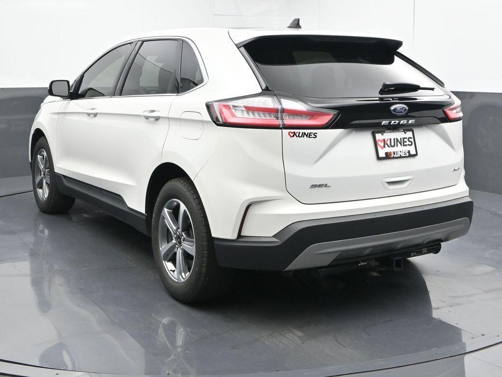 used 2024 Ford Edge car, priced at $28,122