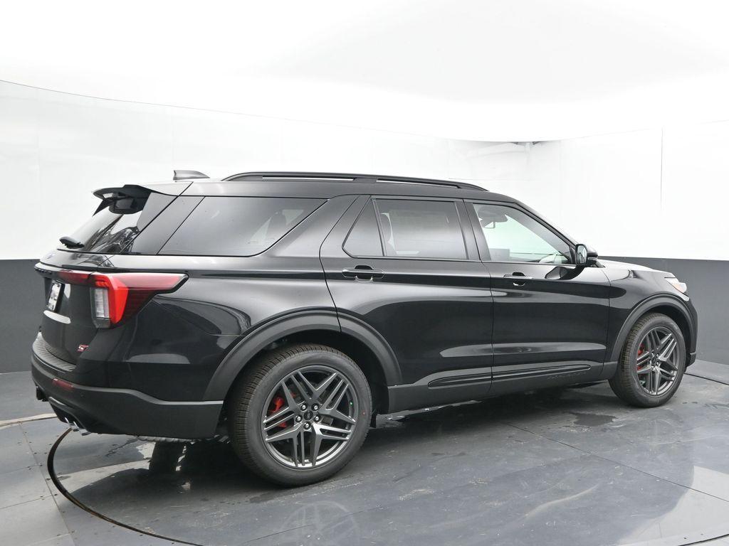 new 2025 Ford Explorer car, priced at $57,179