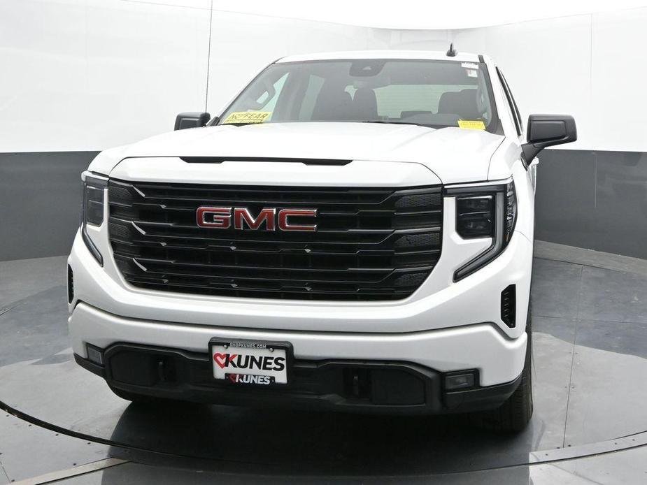 used 2022 GMC Sierra 1500 car, priced at $45,915