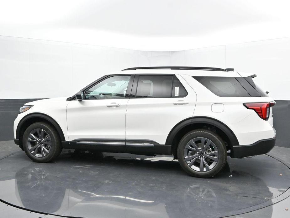 new 2025 Ford Explorer car, priced at $46,595