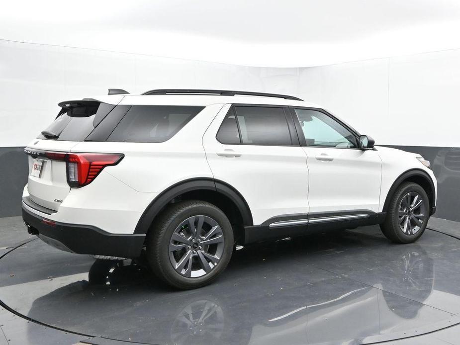 new 2025 Ford Explorer car, priced at $46,595