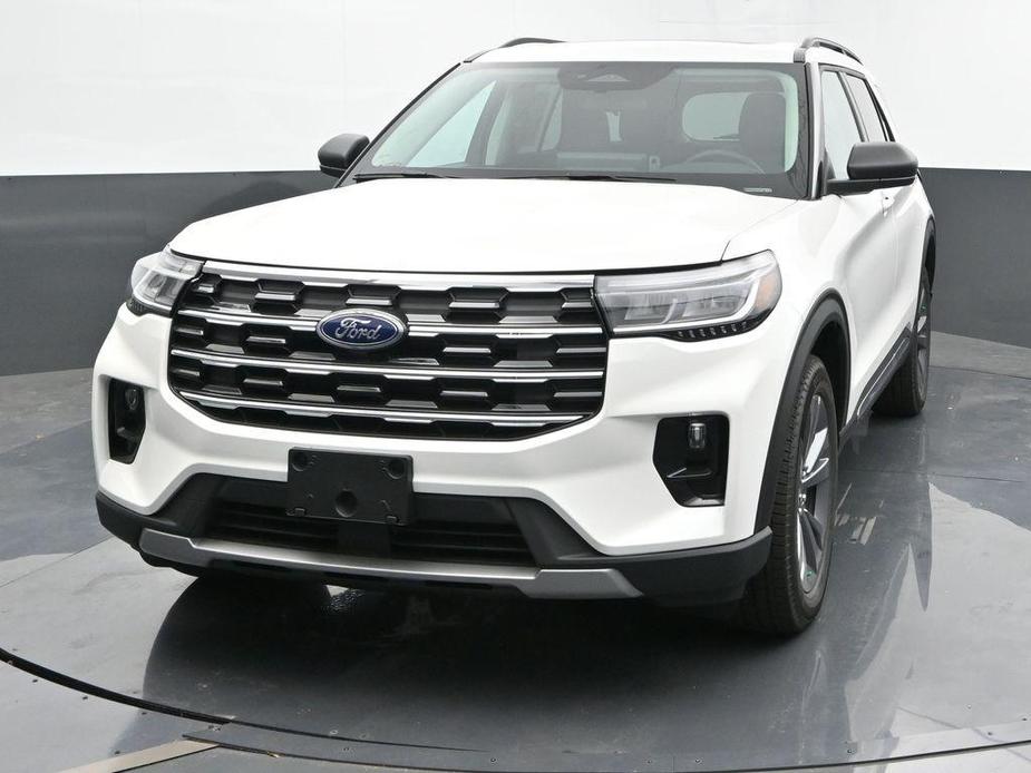 new 2025 Ford Explorer car, priced at $46,595