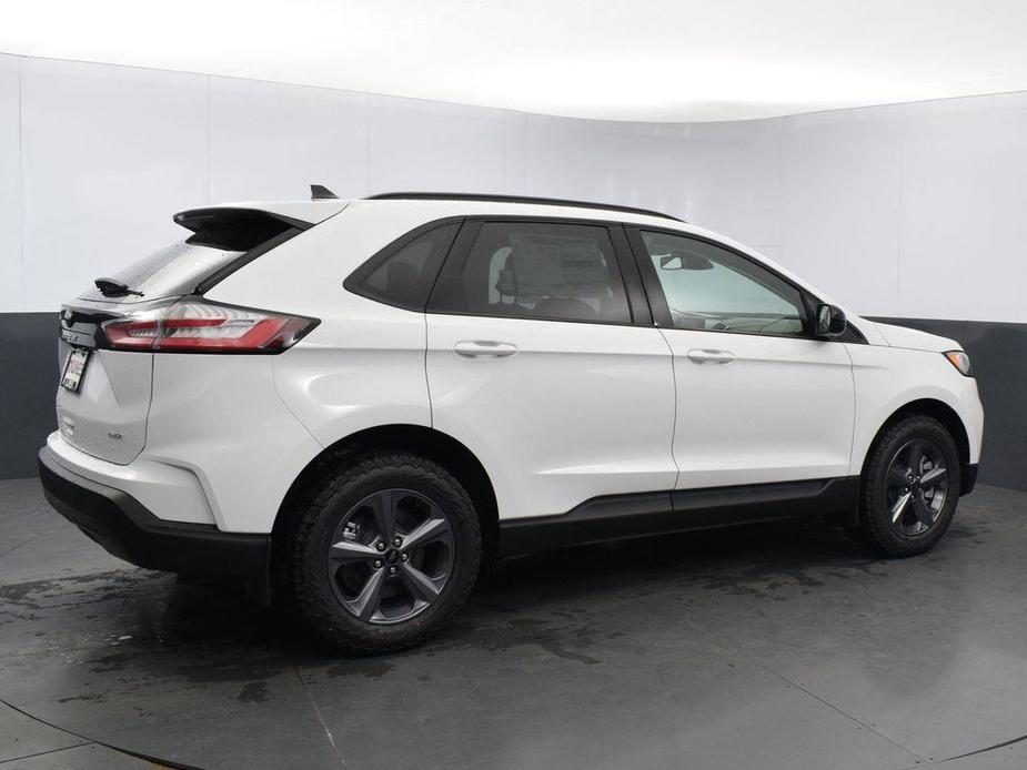 new 2024 Ford Edge car, priced at $40,312