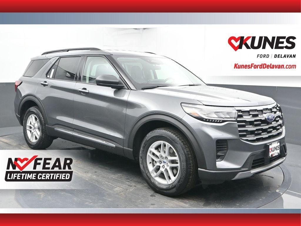 new 2025 Ford Explorer car, priced at $40,162
