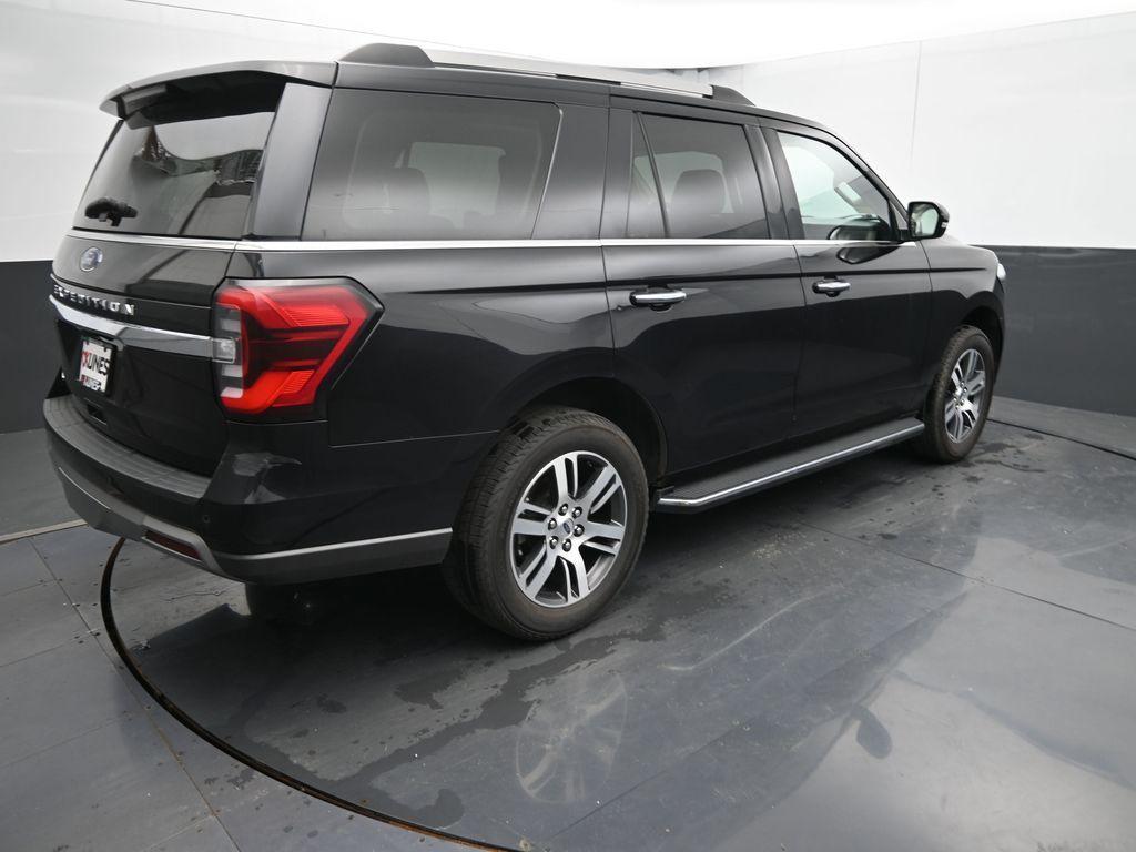 used 2022 Ford Expedition car, priced at $43,150