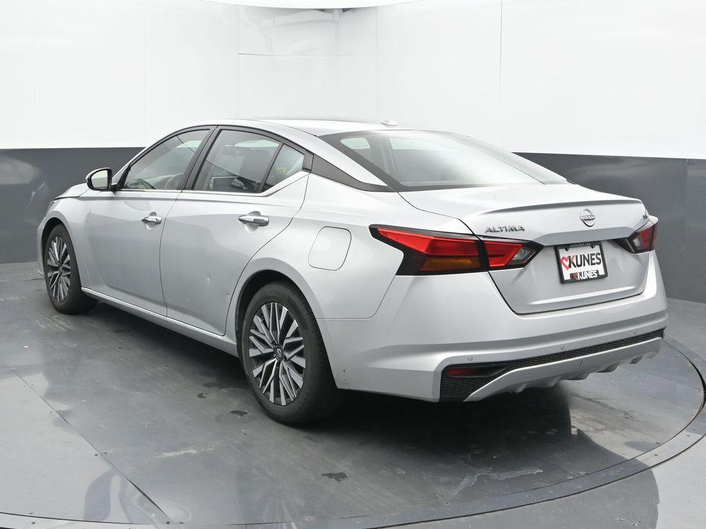 used 2023 Nissan Altima car, priced at $19,176