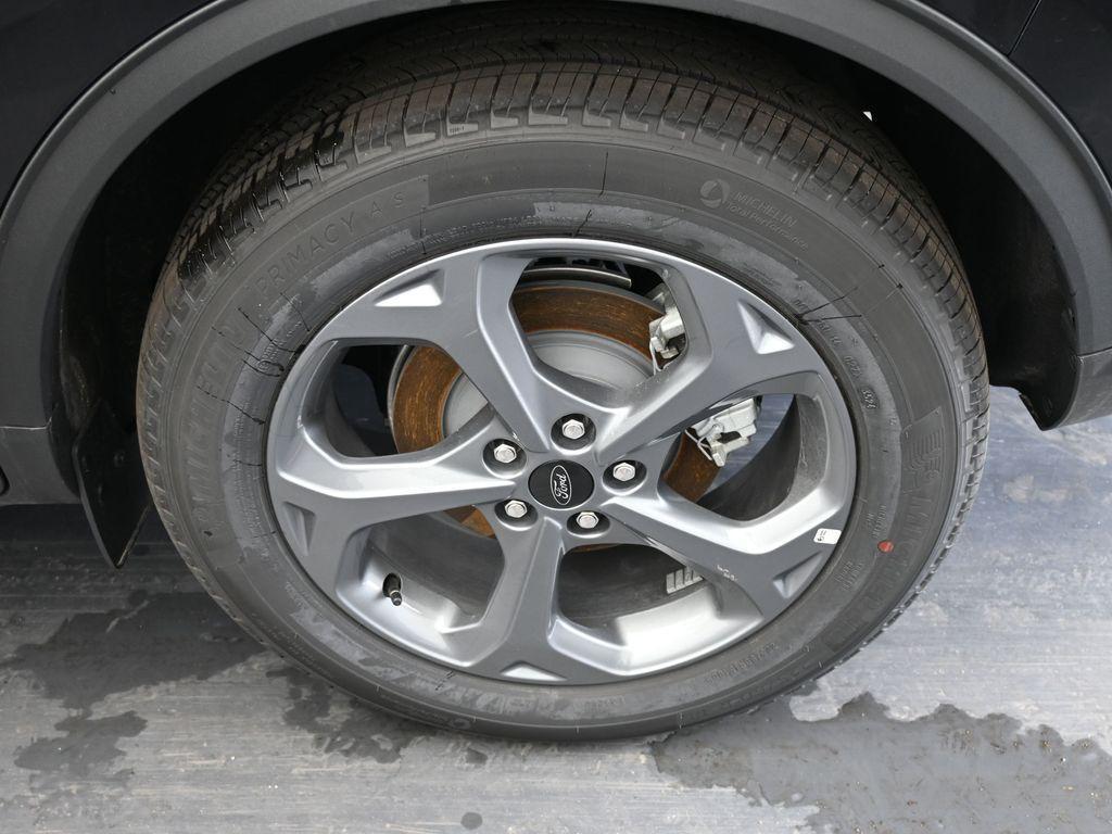 new 2025 Ford Escape car, priced at $33,203