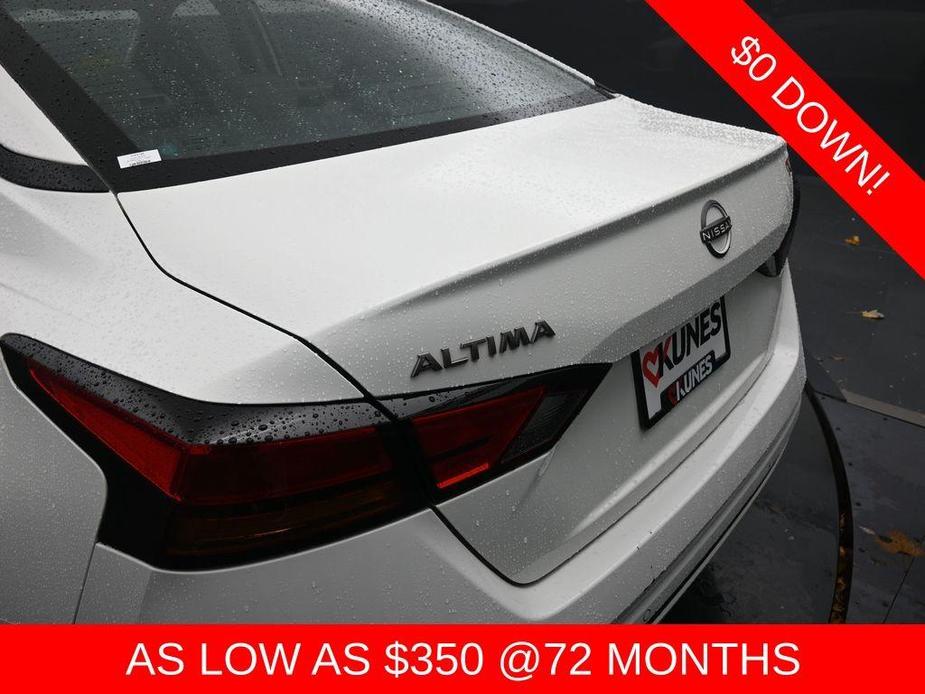 used 2023 Nissan Altima car, priced at $18,999