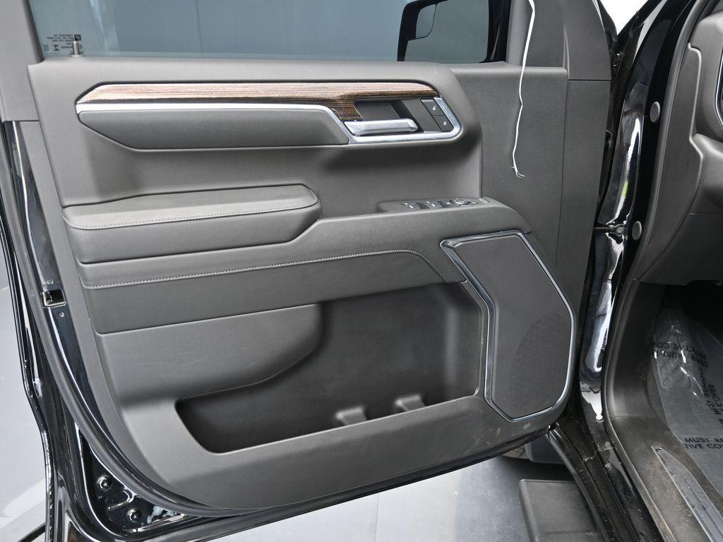 used 2024 GMC Sierra 1500 car, priced at $52,054