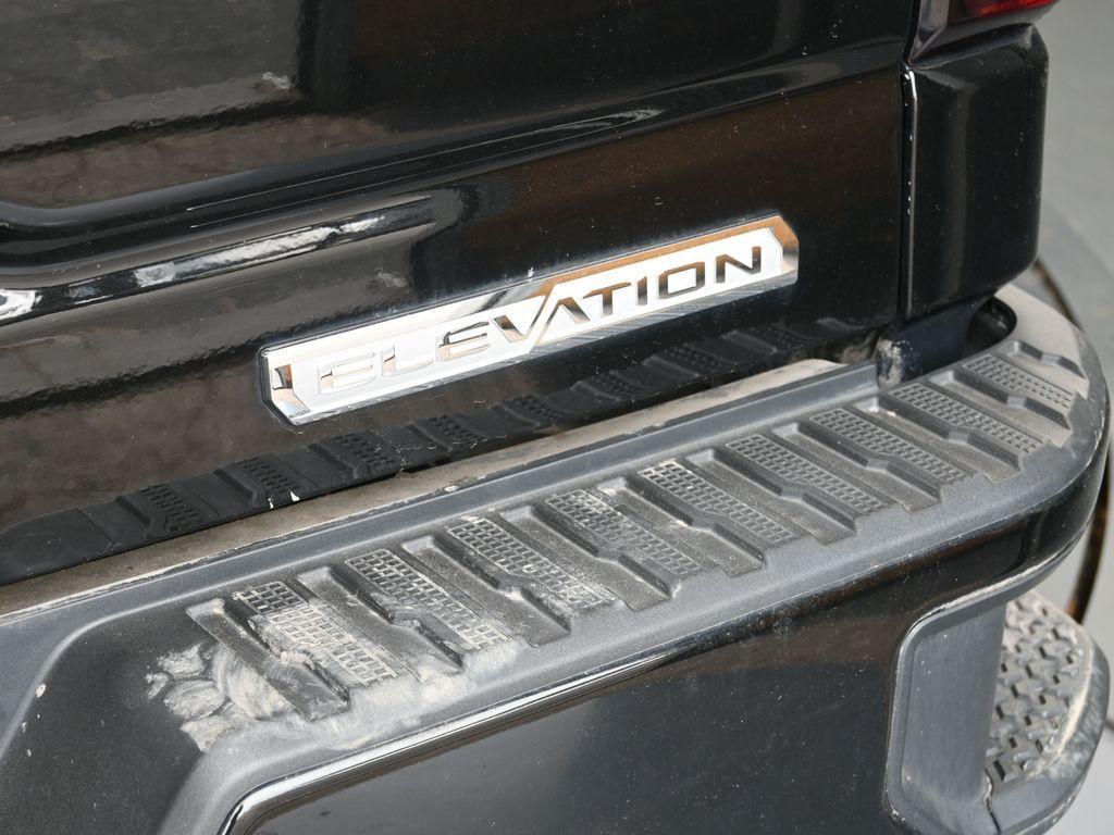 used 2024 GMC Sierra 1500 car, priced at $52,054