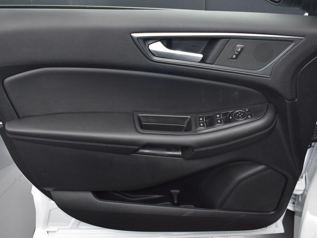 used 2024 Ford Edge car, priced at $34,498