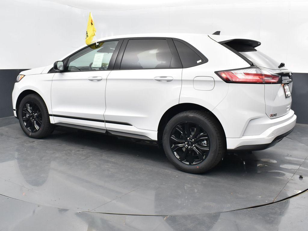 used 2024 Ford Edge car, priced at $34,498