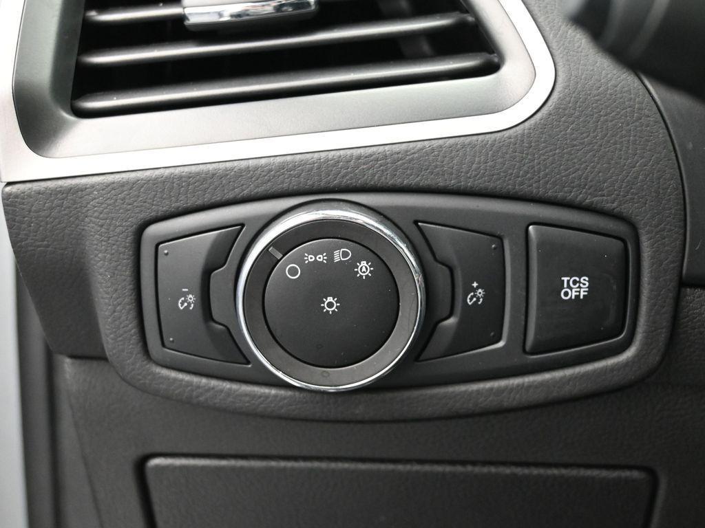 used 2023 Ford Edge car, priced at $24,643