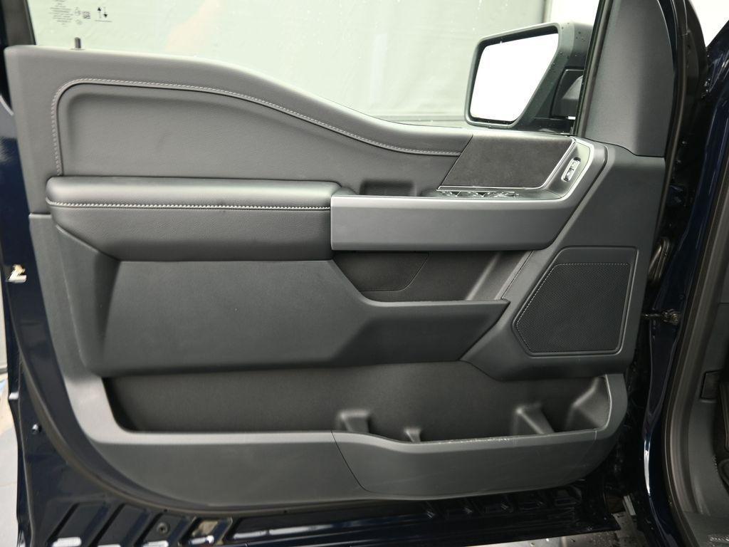 new 2025 Ford F-150 car, priced at $60,277