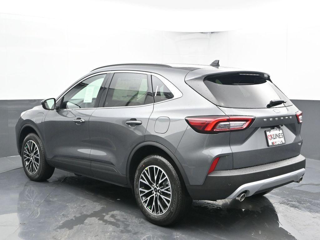 new 2025 Ford Escape car, priced at $33,220