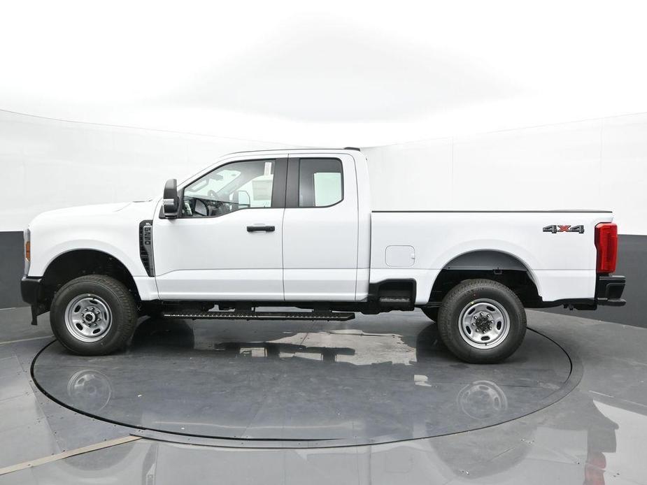 new 2024 Ford F-250 car, priced at $50,275