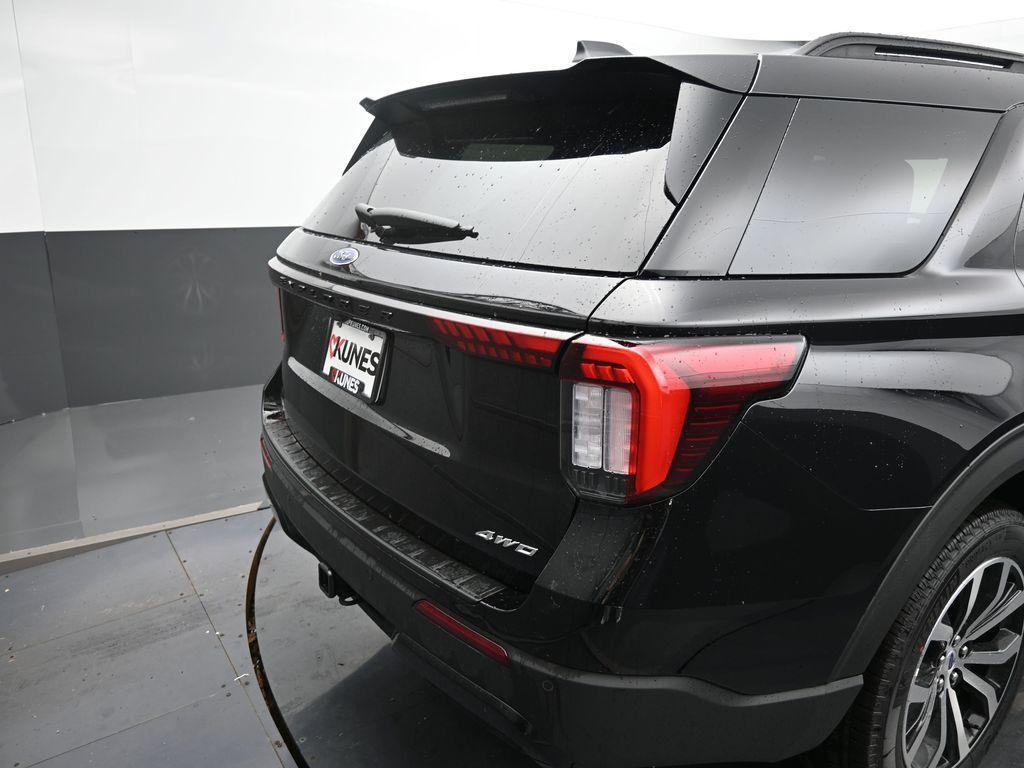 new 2025 Ford Explorer car, priced at $46,409