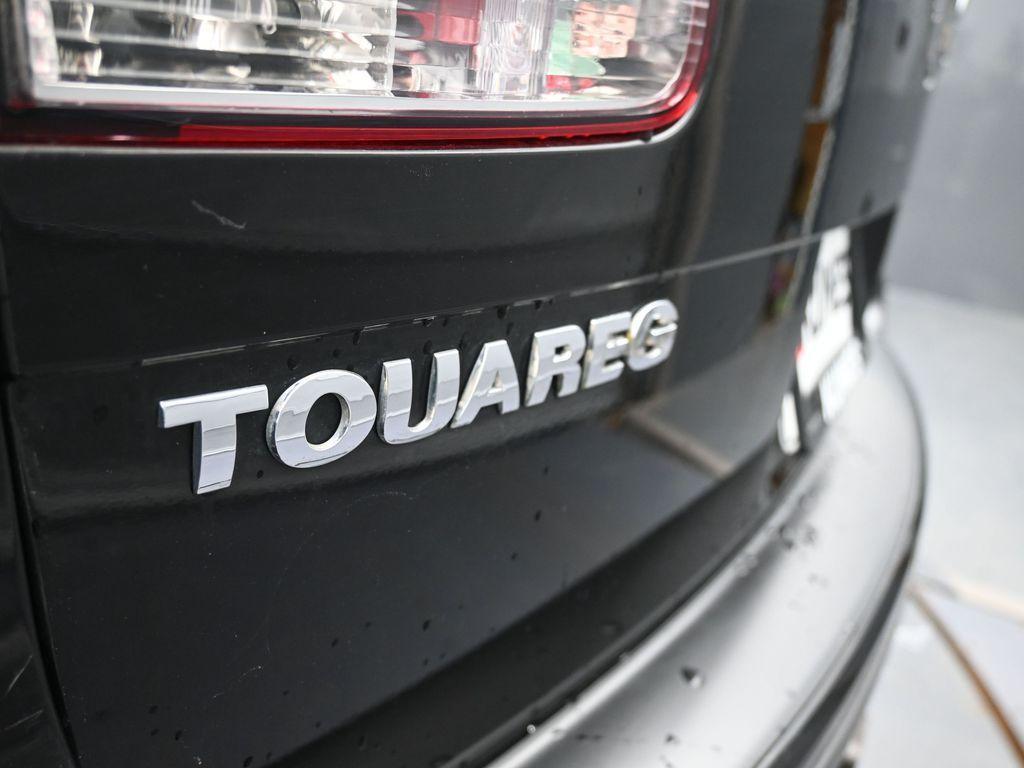 used 2008 Volkswagen Touareg 2 car, priced at $19,995