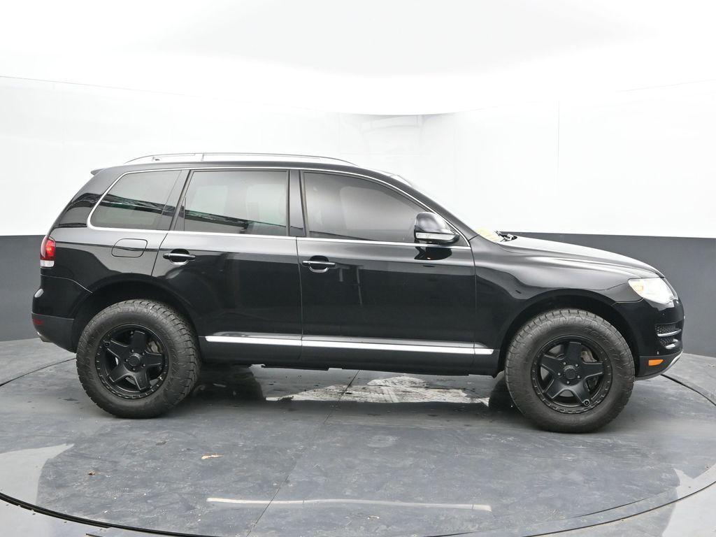 used 2008 Volkswagen Touareg 2 car, priced at $19,995