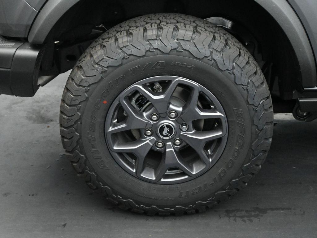 new 2025 Ford Bronco car, priced at $57,678