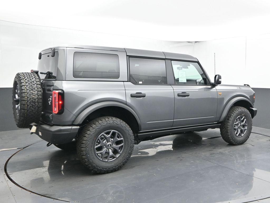 new 2025 Ford Bronco car, priced at $57,678