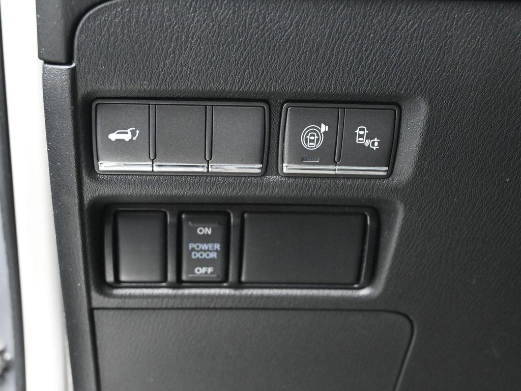 used 2017 INFINITI QX80 car, priced at $18,499