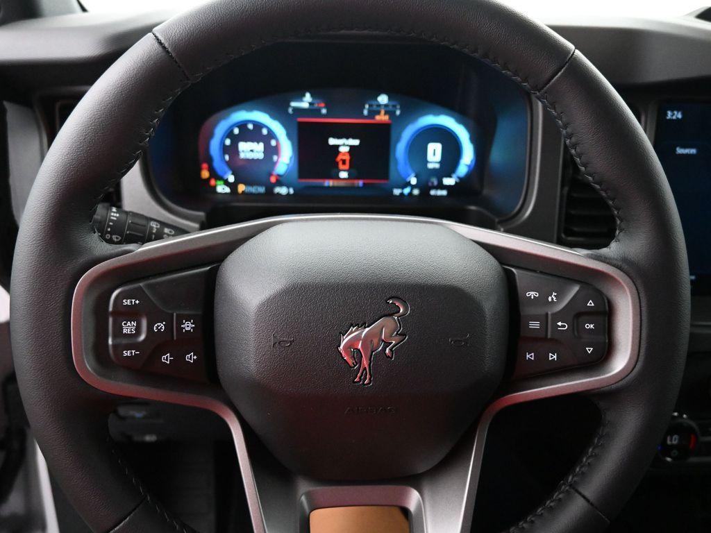 new 2025 Ford Bronco car, priced at $44,290