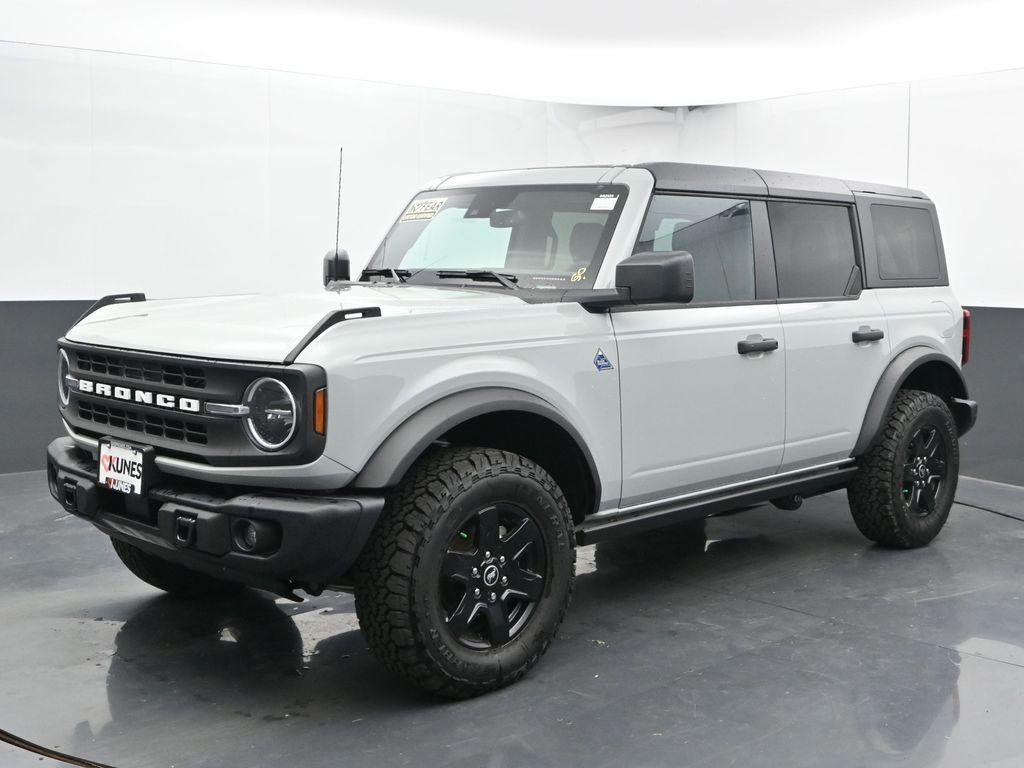 new 2024 Ford Bronco car, priced at $48,605