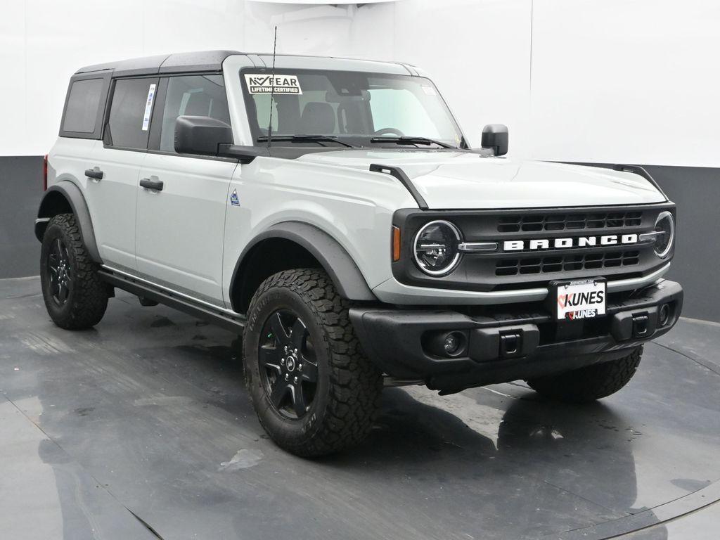 new 2024 Ford Bronco car, priced at $48,605