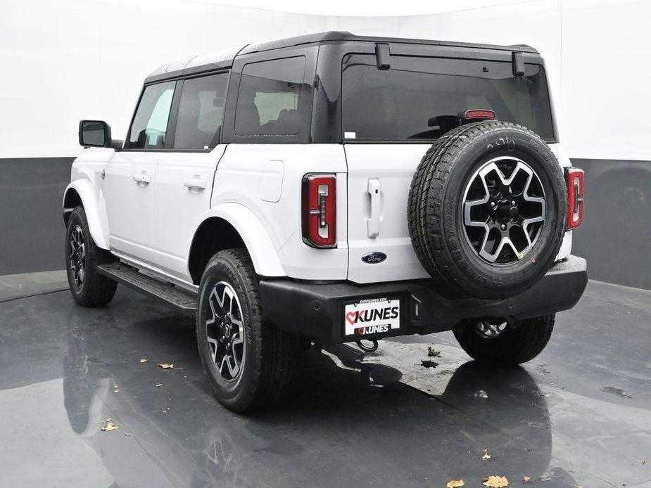 new 2024 Ford Bronco car, priced at $48,532