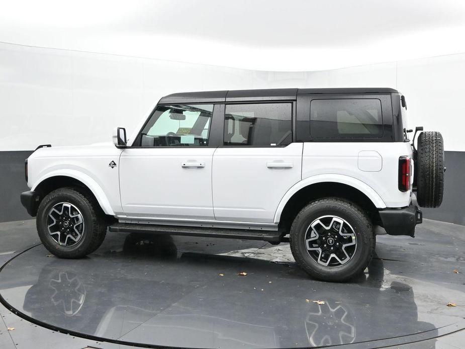 new 2024 Ford Bronco car, priced at $48,532