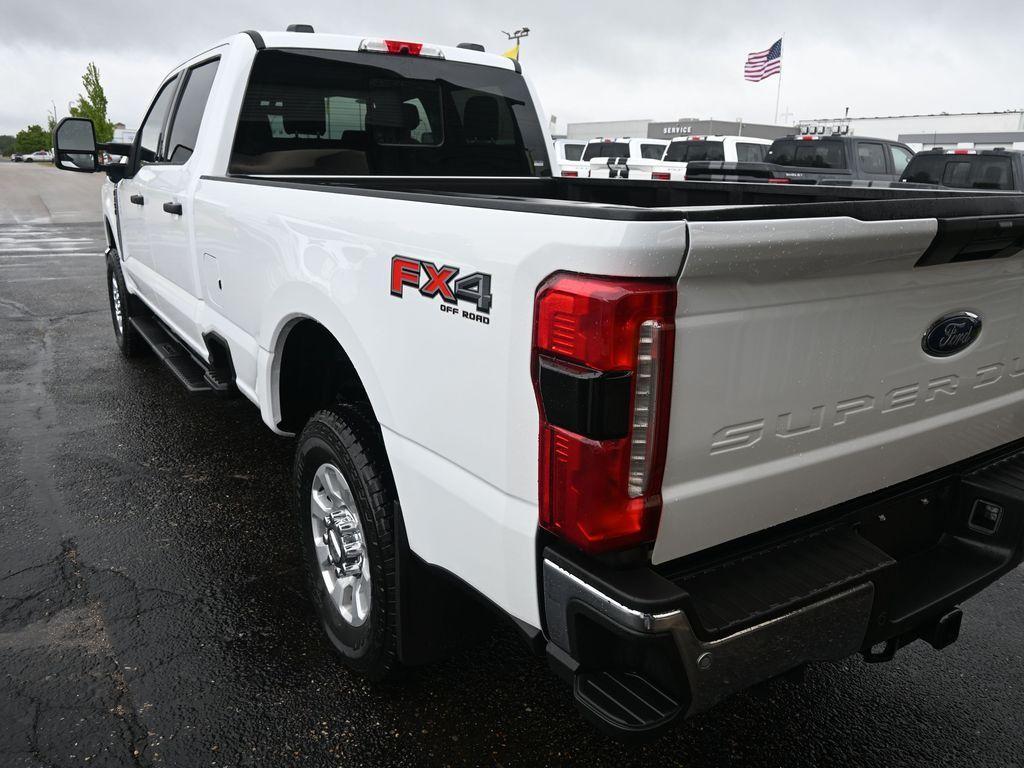 new 2024 Ford F-350 car, priced at $63,965