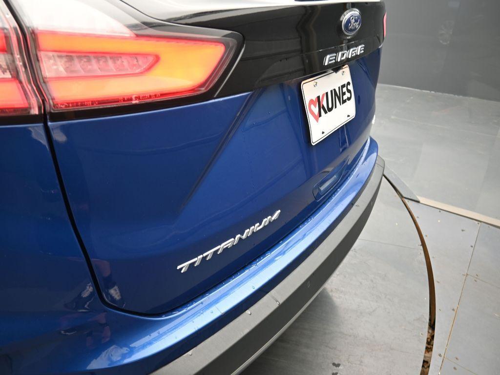 used 2022 Ford Edge car, priced at $23,433