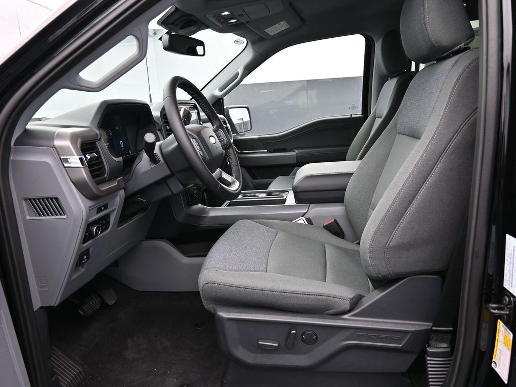 new 2025 Ford F-150 car, priced at $55,511