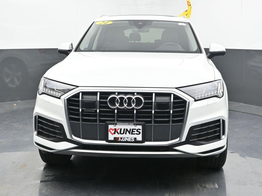 used 2024 Audi Q7 car, priced at $49,049